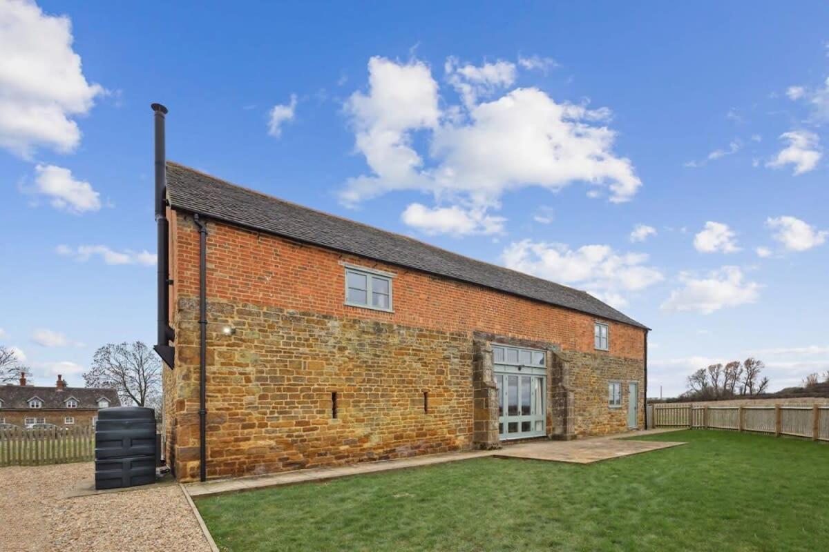 Sophie'S Barn - Hot Tub Packages Available Vila Market Harborough Exterior foto