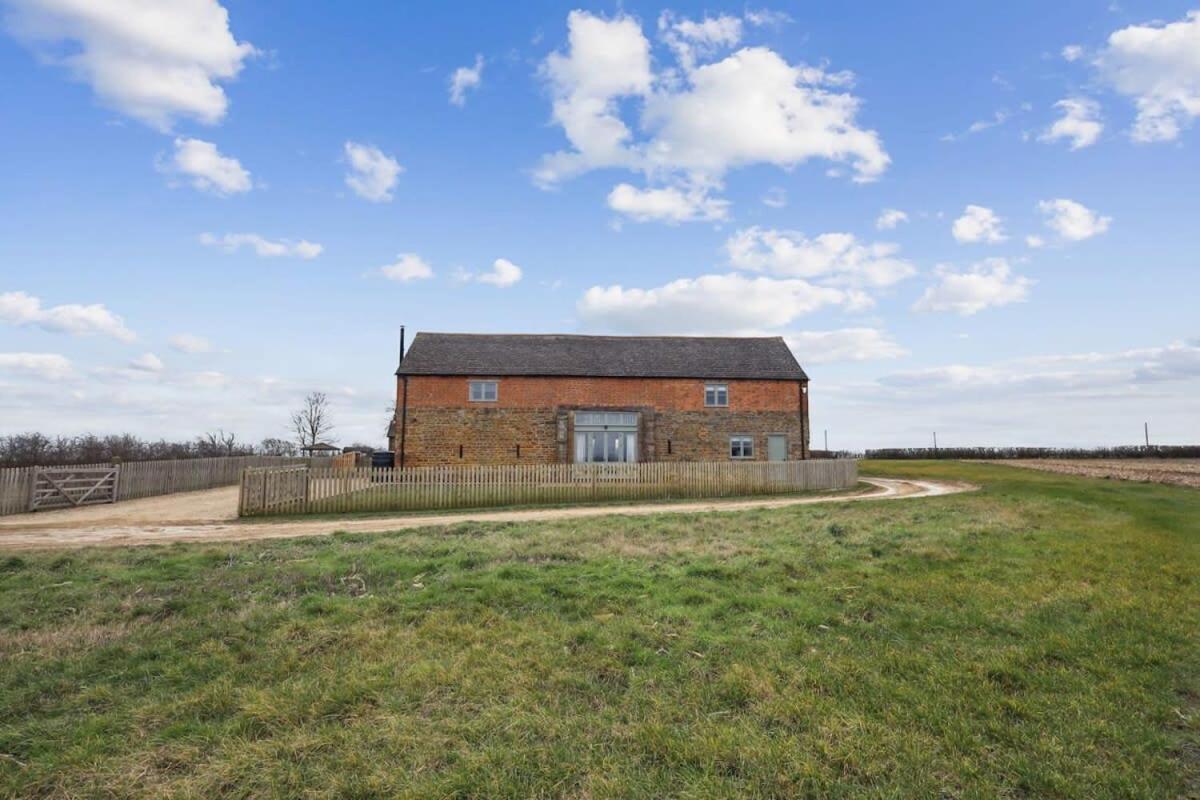 Sophie'S Barn - Hot Tub Packages Available Vila Market Harborough Exterior foto